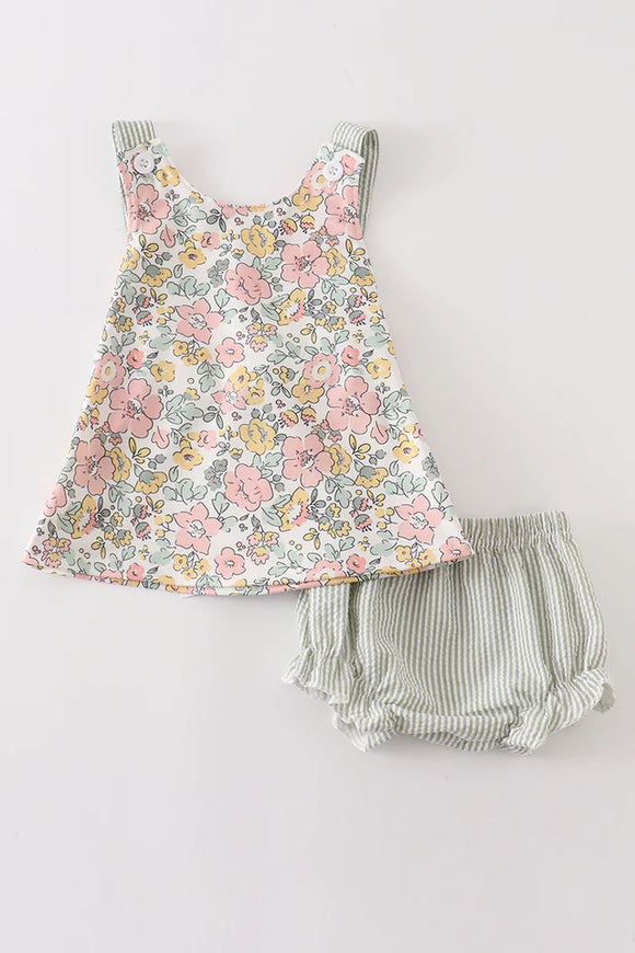 Floral seersucker baby set