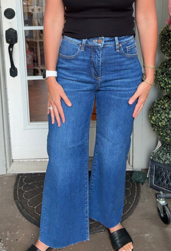 Dark HR crop wide leg jeans