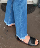 Medium HR ankle straight jean